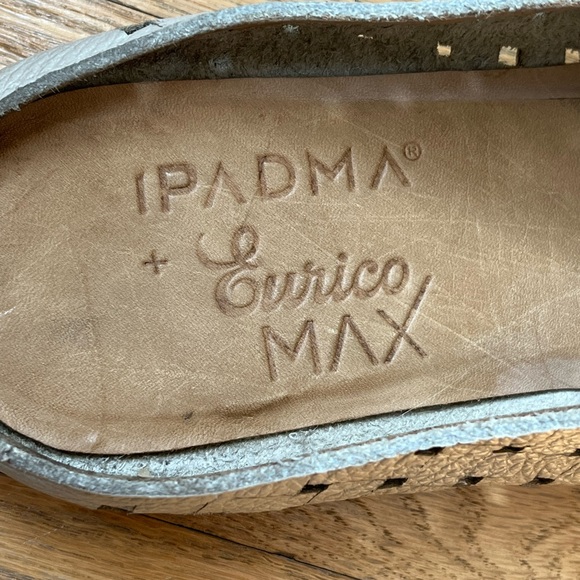Butter soft leather Max Slides - Picture 6 of 6